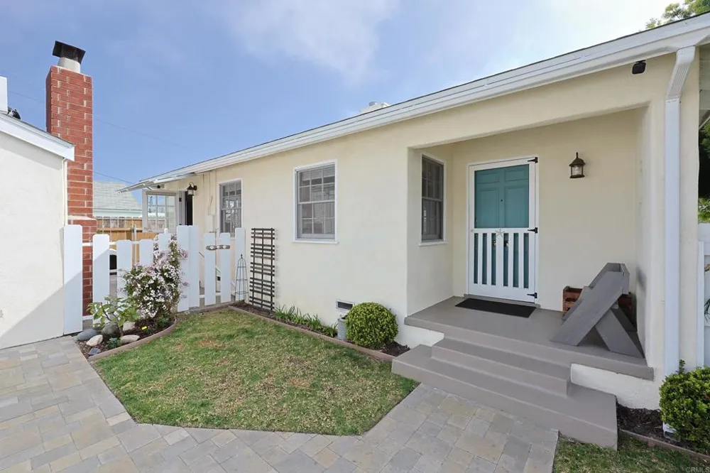 417 5th Street Coronado, CA 92118