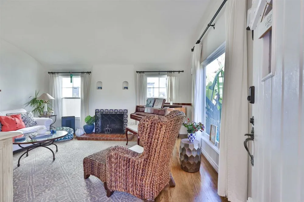 408 5th Coronado, CA 92118