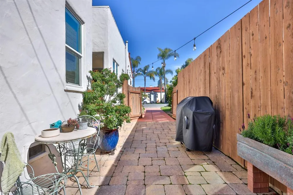 408 5th Coronado, CA 92118
