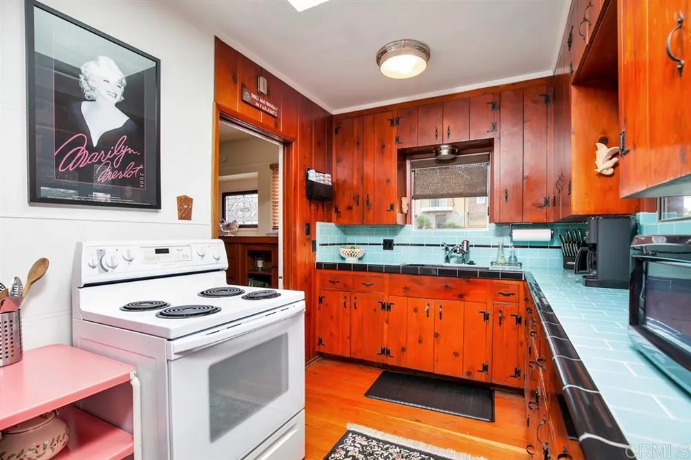 401 Alameda Coronado, CA 92118