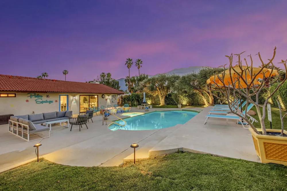 2230 Tamarisk Road Palm Springs, CA 92262