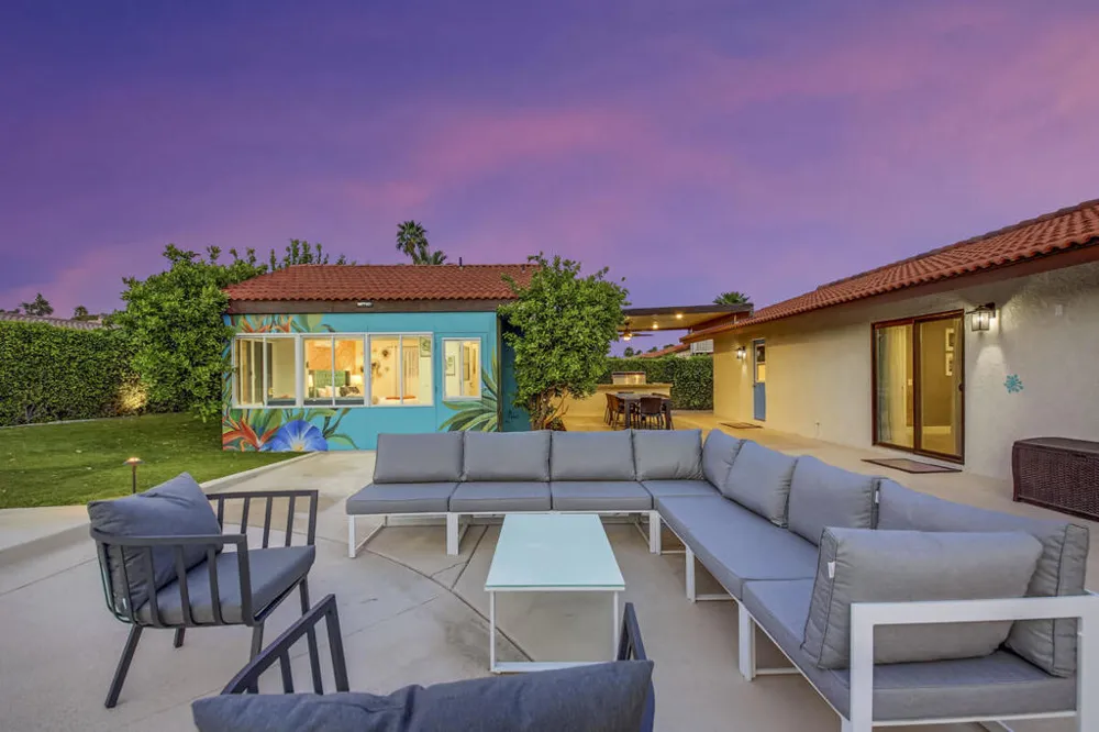 2230 Tamarisk Road Palm Springs, CA 92262