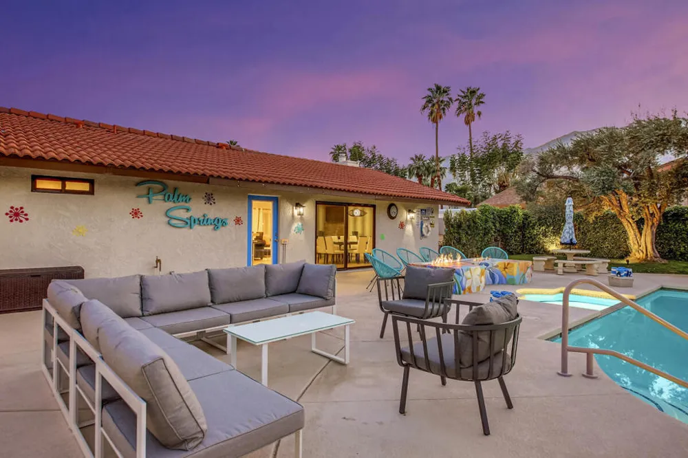 2230 Tamarisk Road Palm Springs, CA 92262