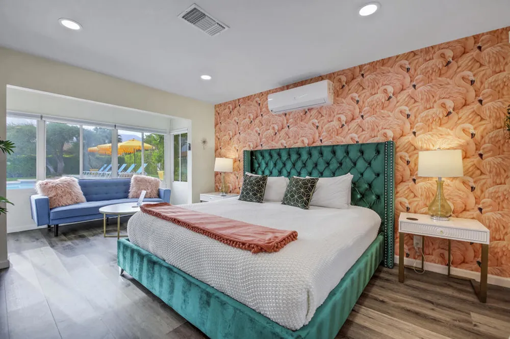 2230 Tamarisk Road Palm Springs, CA 92262
