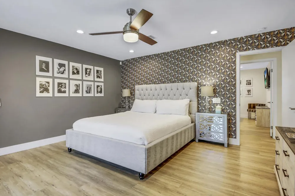 2230 Tamarisk Road Palm Springs, CA 92262