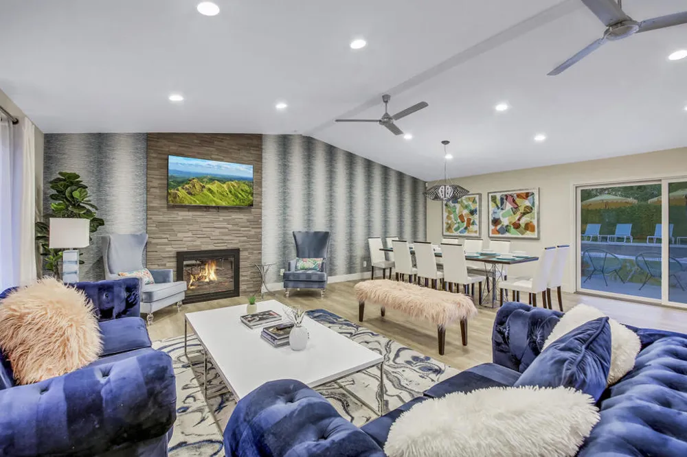 2230 Tamarisk Road Palm Springs, CA 92262