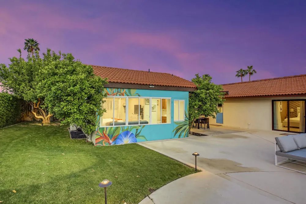 2230 Tamarisk Road Palm Springs, CA 92262