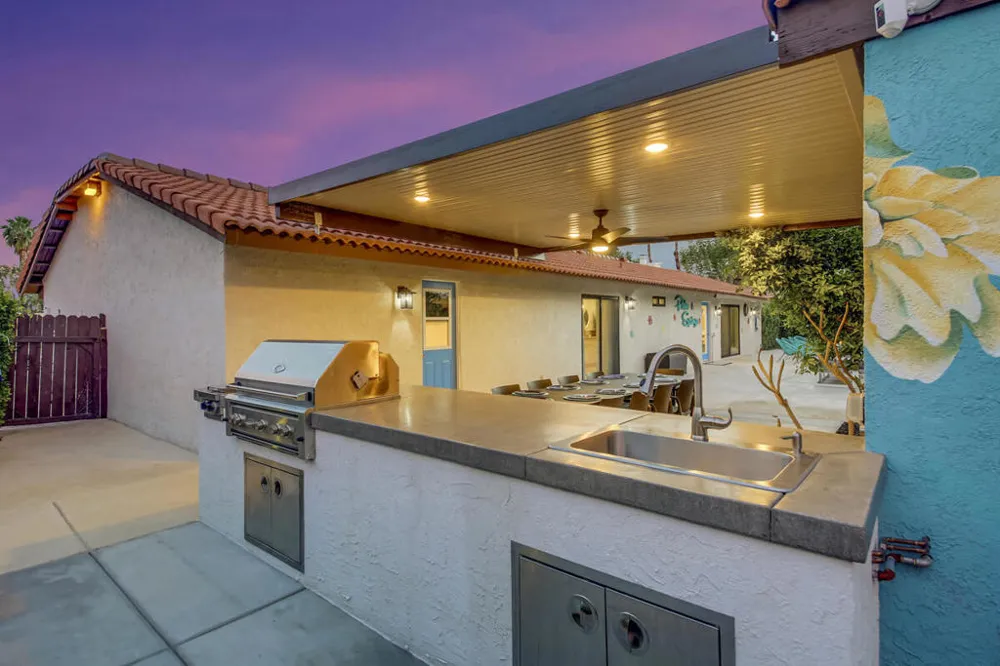 2230 Tamarisk Road Palm Springs, CA 92262