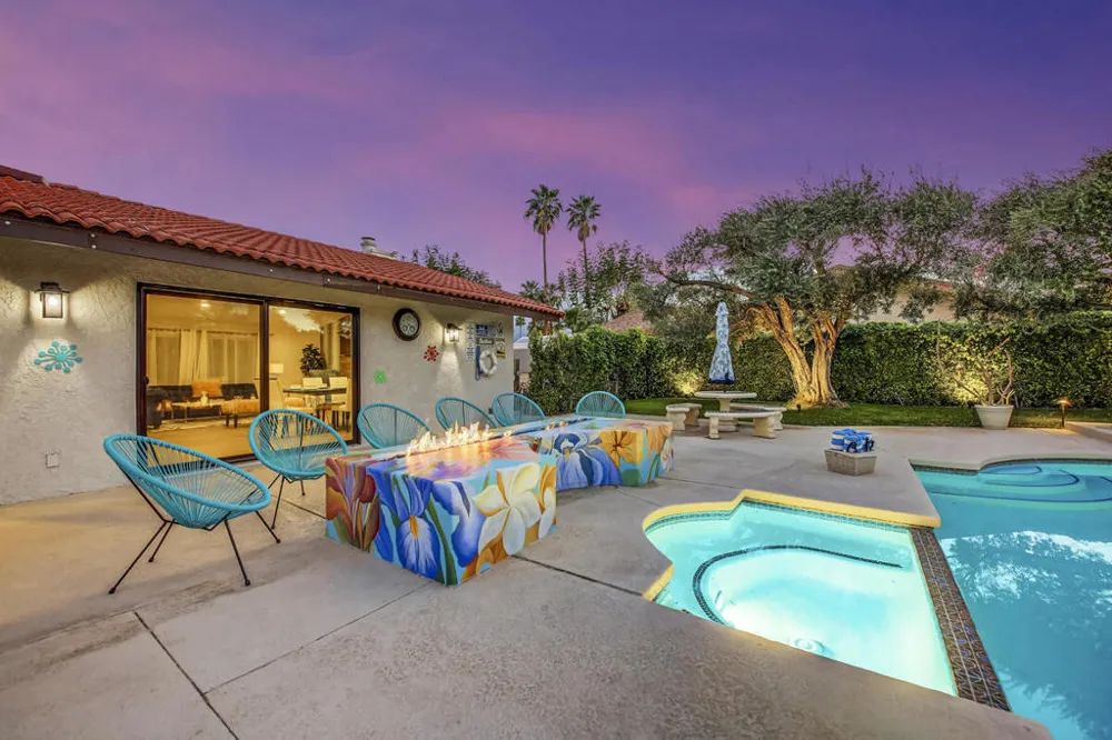 2230 Tamarisk Road Palm Springs, CA 92262