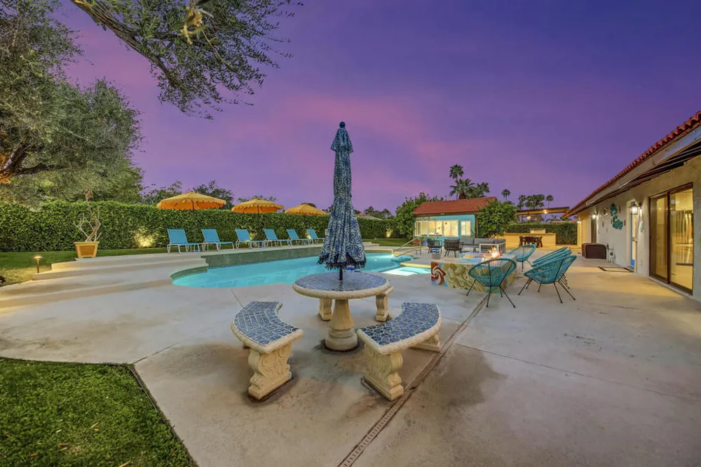 2230 Tamarisk Road Palm Springs, CA 92262