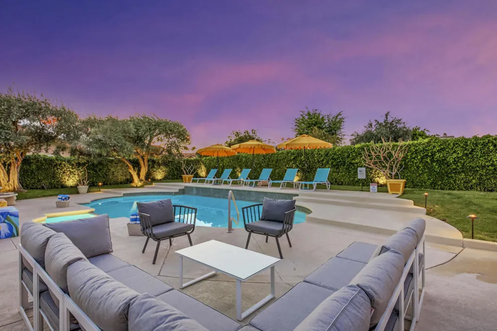 2230 Tamarisk Road Palm Springs, CA 92262