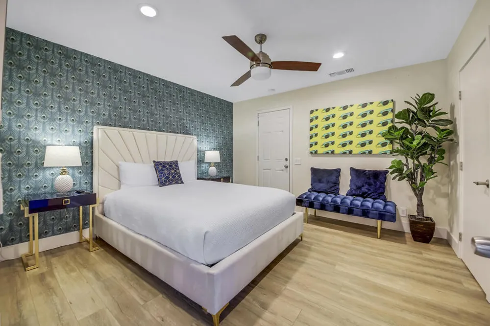 2230 Tamarisk Road Palm Springs, CA 92262