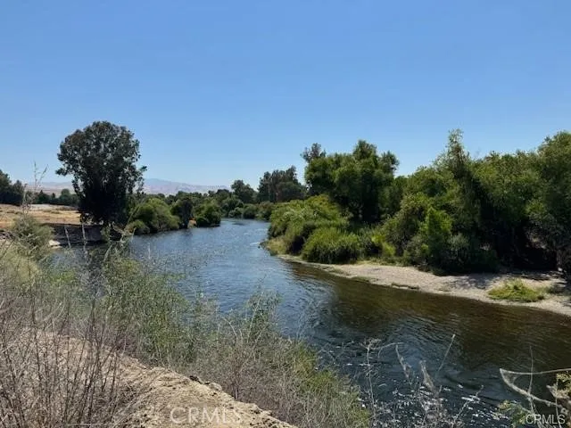 13300 Round Mountain Road Bakersfield, CA 93308