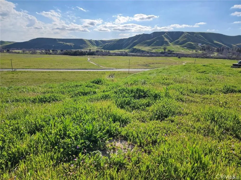 13300 Round Mountain Road Bakersfield, CA 93308