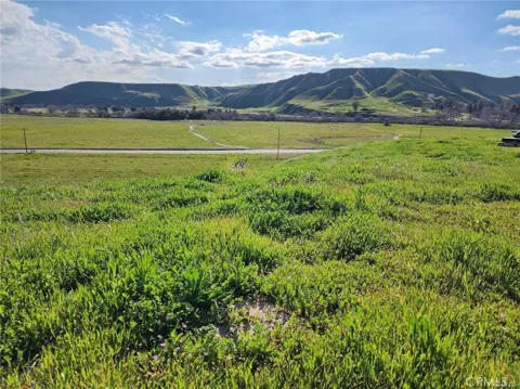 13300 Round Mountain Road