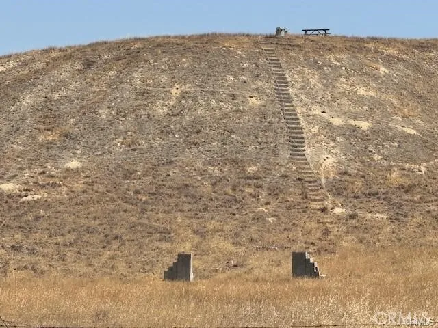 13300 Round Mountain Road Bakersfield, CA 93308