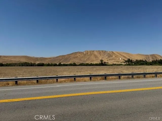 13300 Round Mountain Road Bakersfield, CA 93308