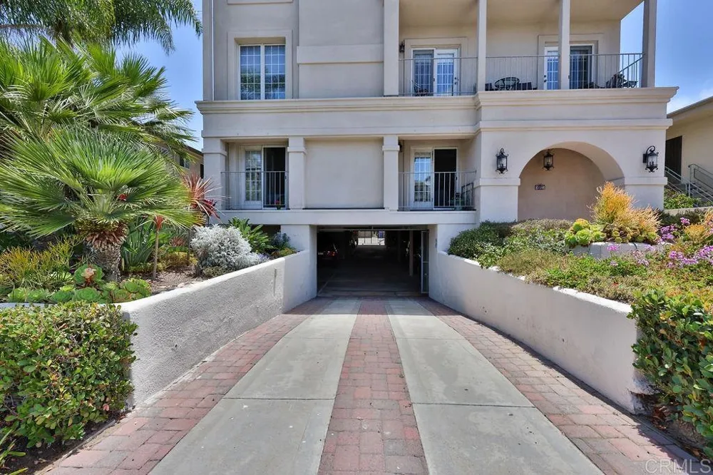 229 Orange #3 Coronado, CA 92118