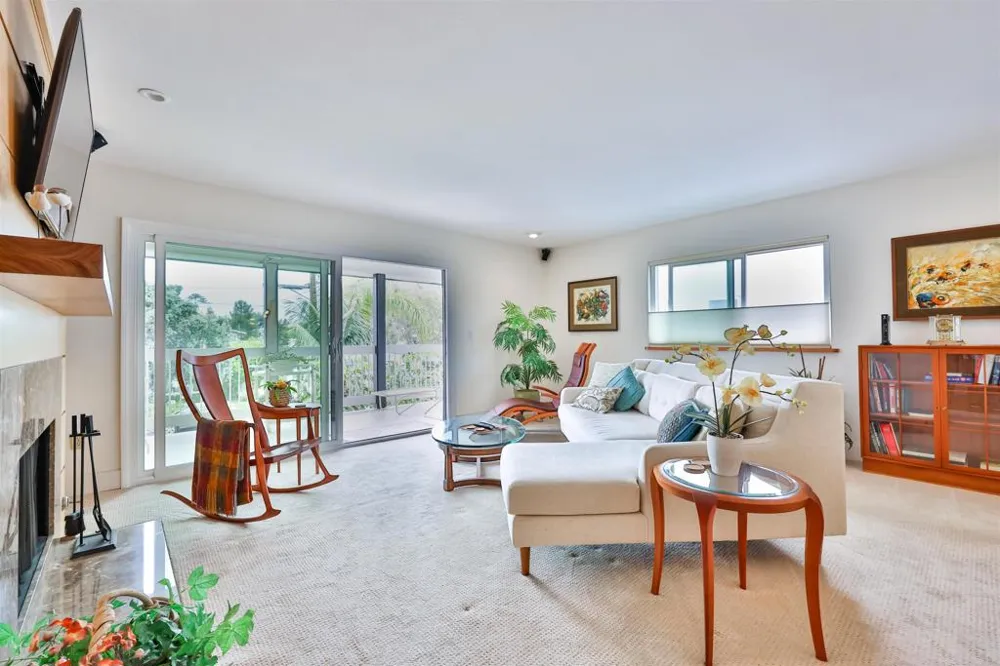 1524 Ynez Coronado, CA 92118