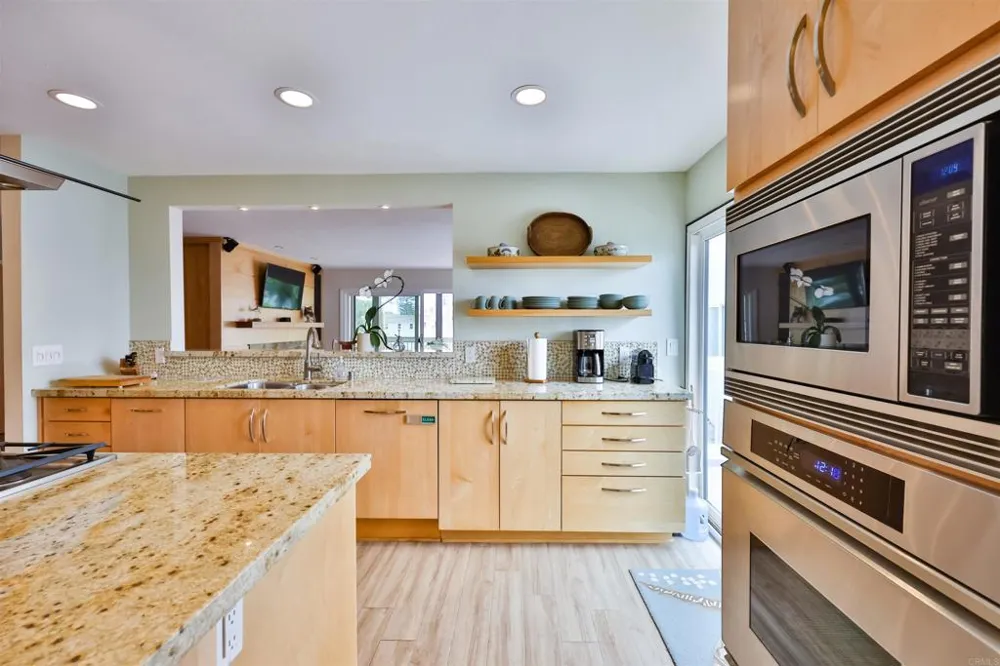 1524 Ynez Coronado, CA 92118