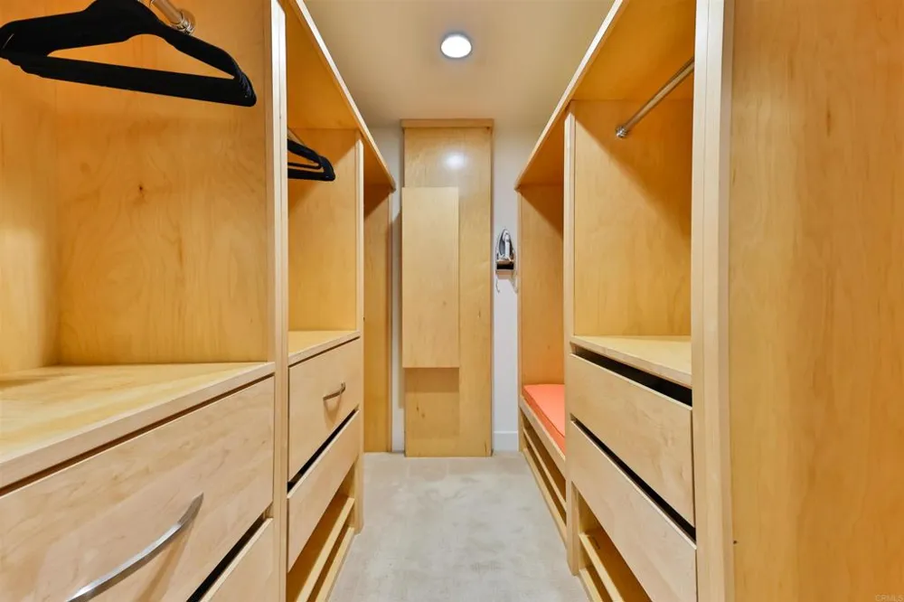 1524 Ynez Coronado, CA 92118