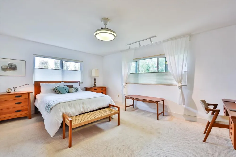 1524 Ynez Coronado, CA 92118