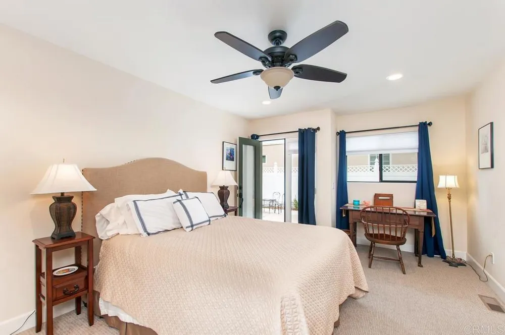 1033 Encino Row Coronado, CA 92118
