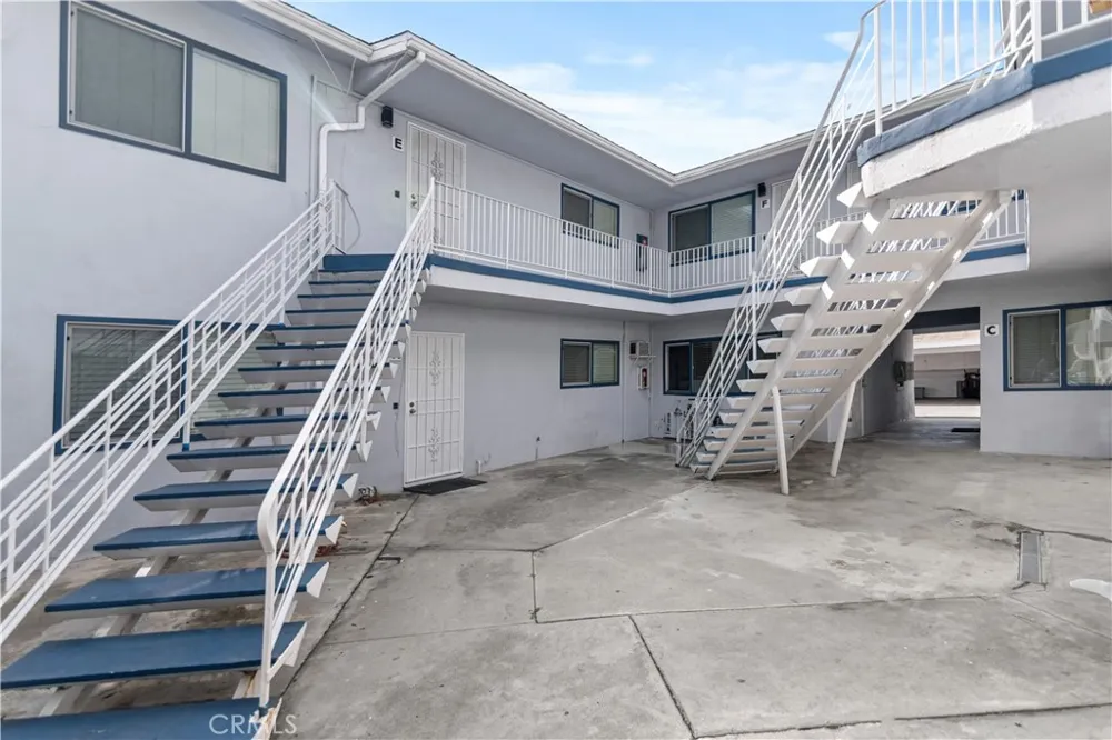 117 S Ivy Avenue #A Monrovia, CA 91016