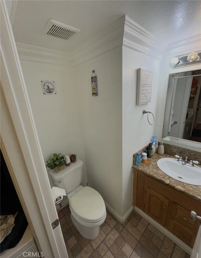 18725 E Arrow Highway #43 Covina, CA 91722