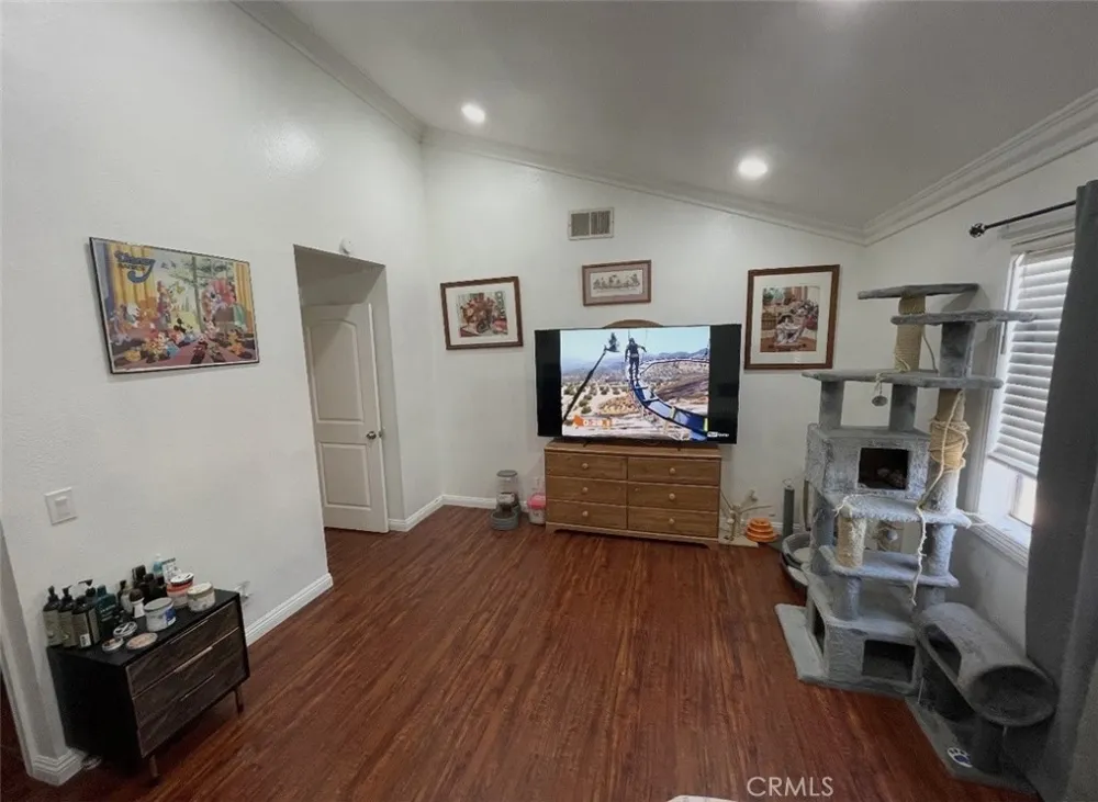 18725 E Arrow Highway #43 Covina, CA 91722
