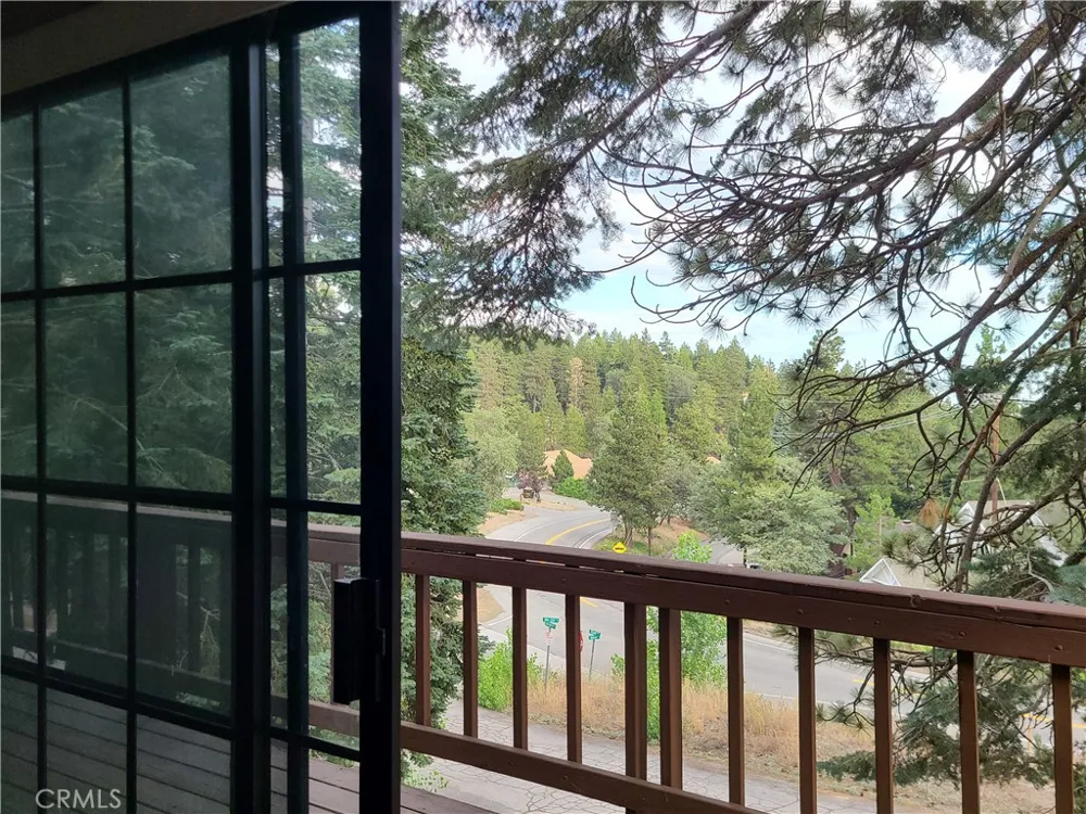 31194 Outer Highway 18 Running Springs, CA 92382
