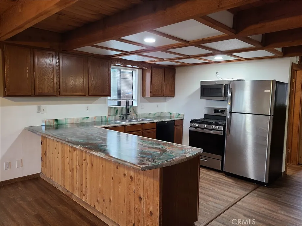 31194 Outer Highway 18 Running Springs, CA 92382