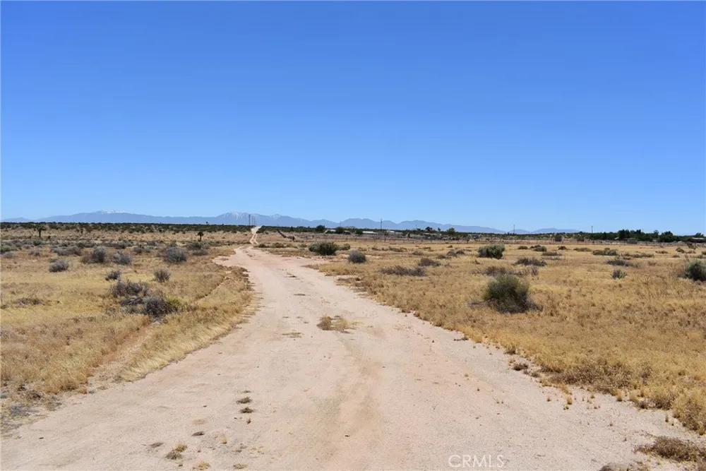 19500 E Avenue F Hi Vista, CA 93535