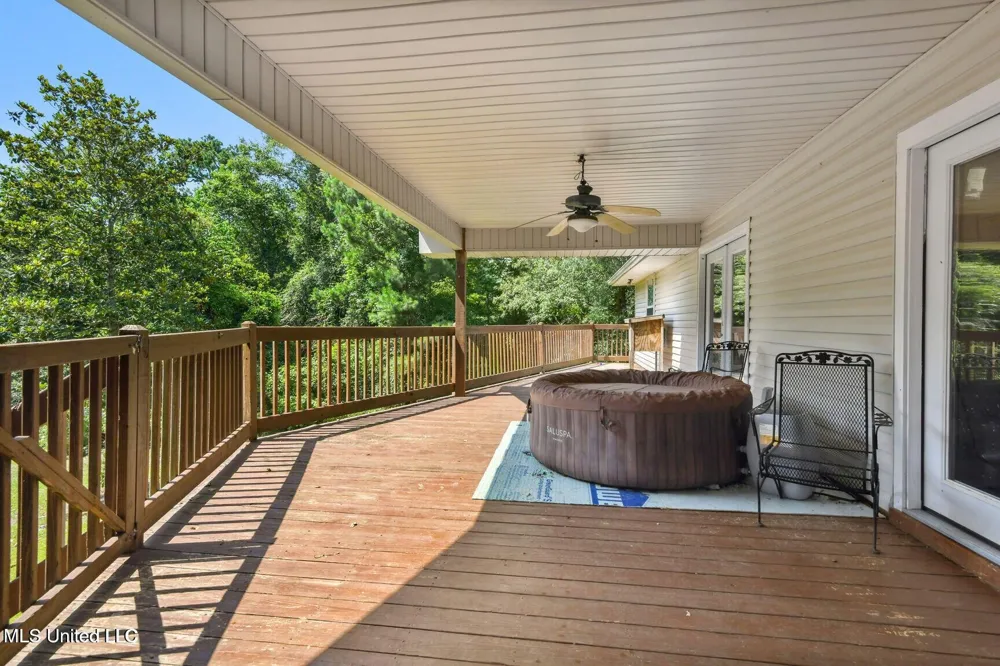 19639 Laterre Drive Kiln, MS 39556