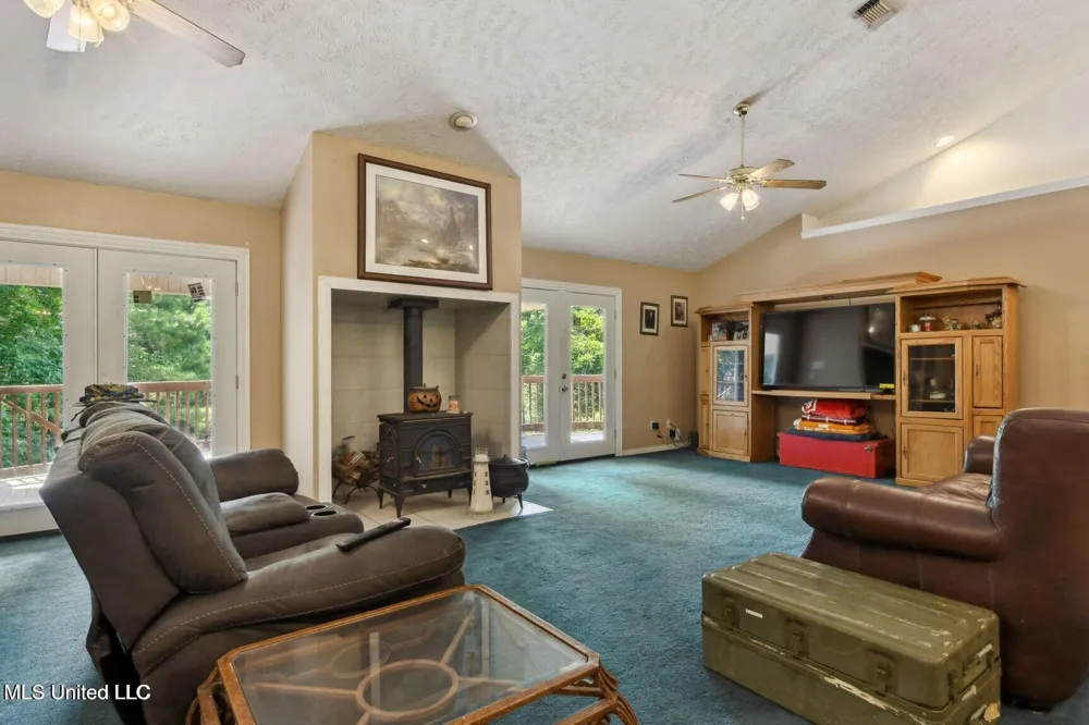 19639 Laterre Drive Kiln, MS 39556
