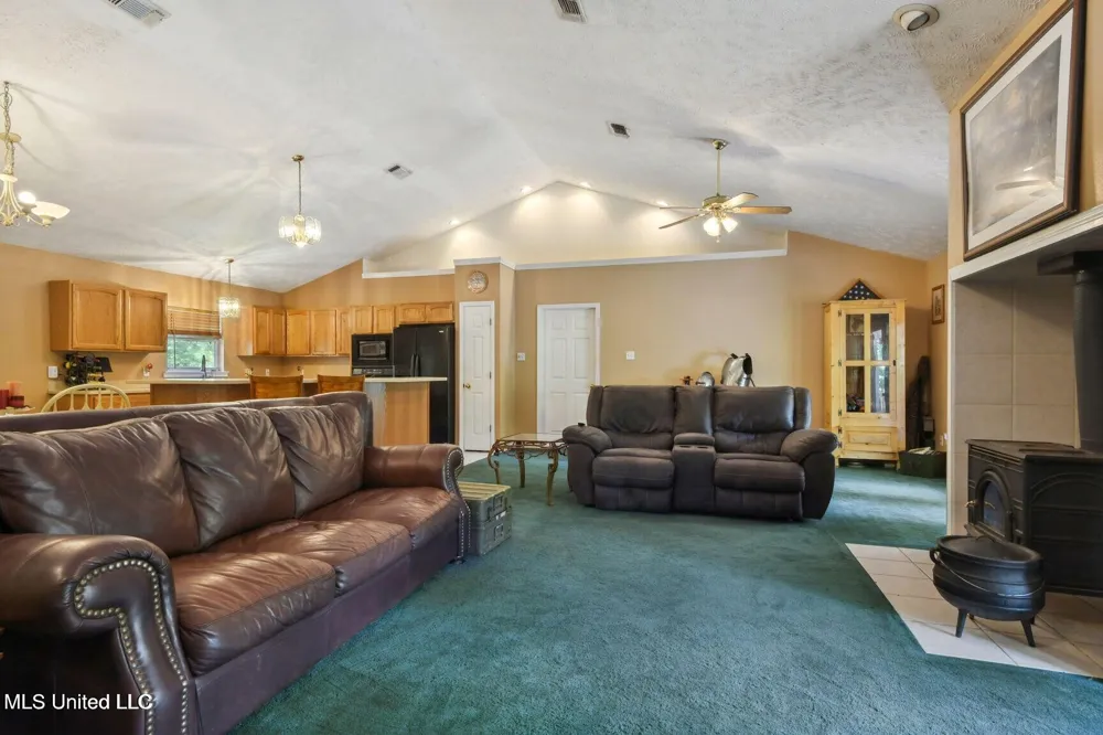 19639 Laterre Drive Kiln, MS 39556