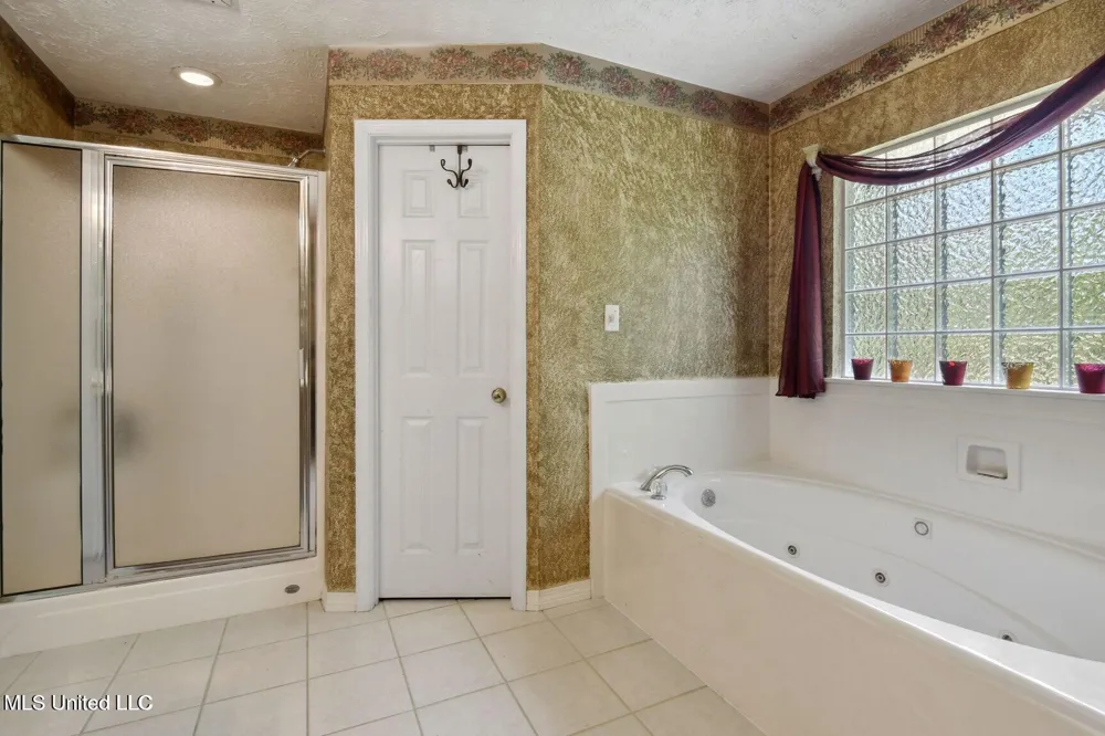 19639 Laterre Drive Kiln, MS 39556