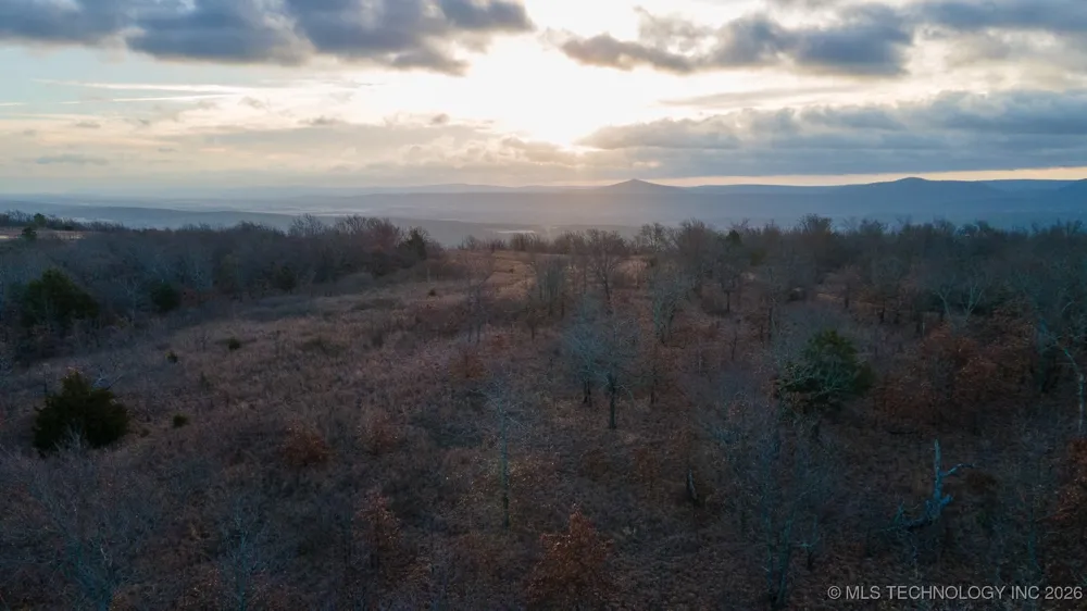 1100 Etchison Road Quinton, OK 74561