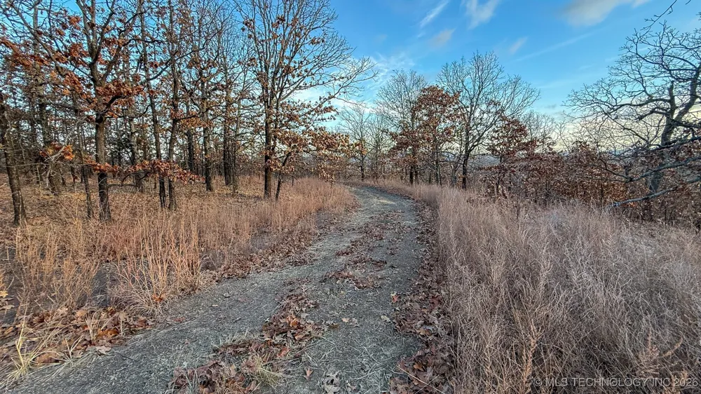 1100 Etchison Road Quinton, OK 74561