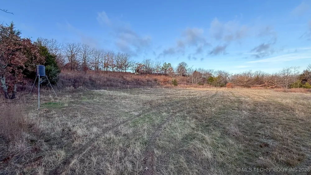1100 Etchison Road Quinton, OK 74561