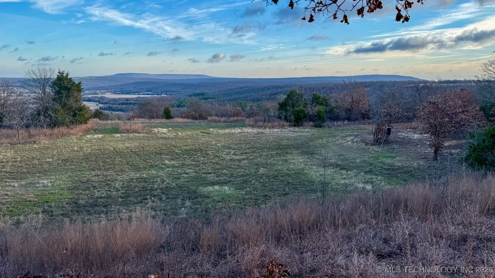1100 Etchison Road Quinton, OK 74561