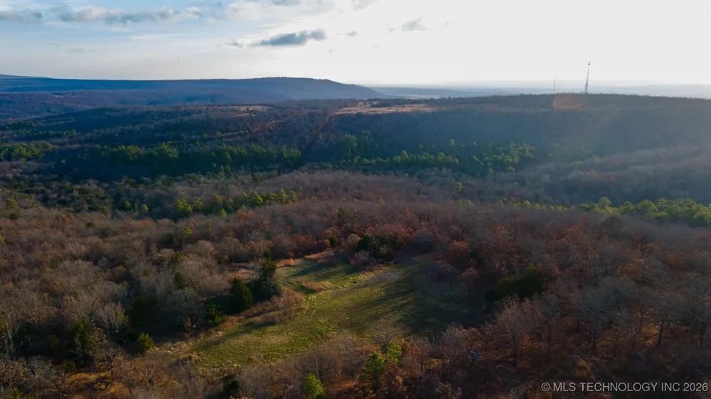 1100 Etchison Road Quinton, OK 74561