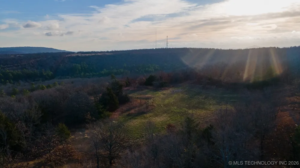 1100 Etchison Road Quinton, OK 74561