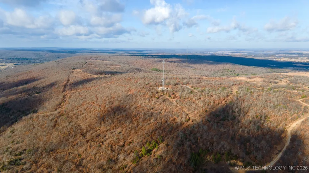 1100 Etchison Road Quinton, OK 74561