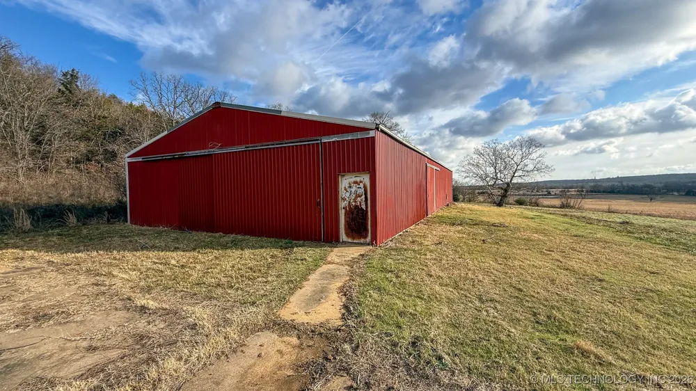 1100 Etchison Road Quinton, OK 74561