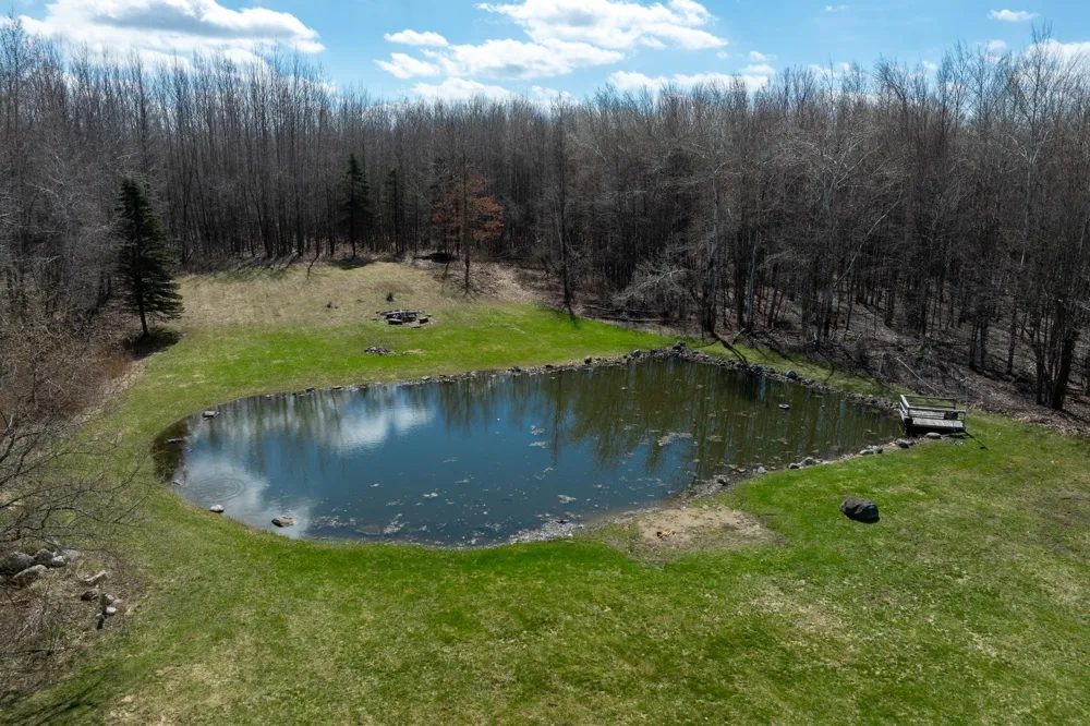 3195 S Rolland Road Broomfield Township, MI 49340