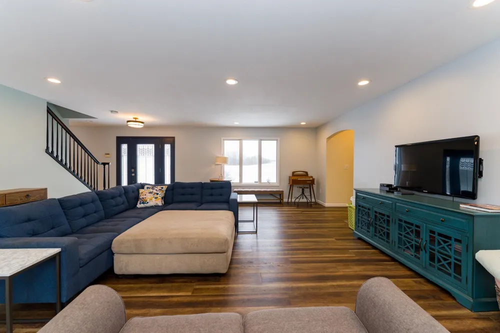 3195 S Rolland Road Broomfield Township, MI 49340