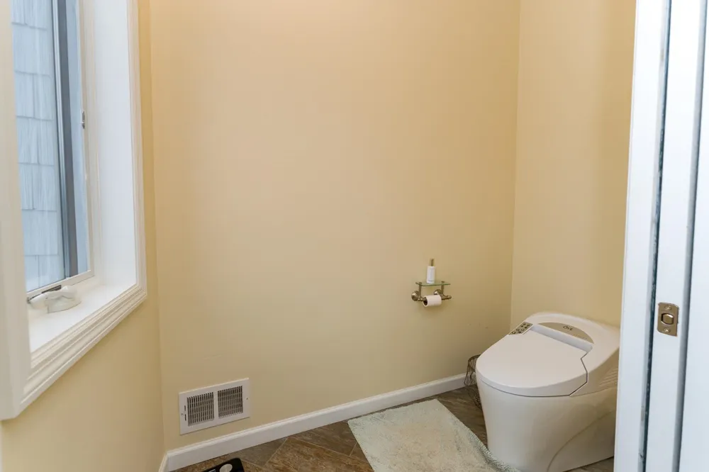 3195 S Rolland Road Broomfield Township, MI 49340