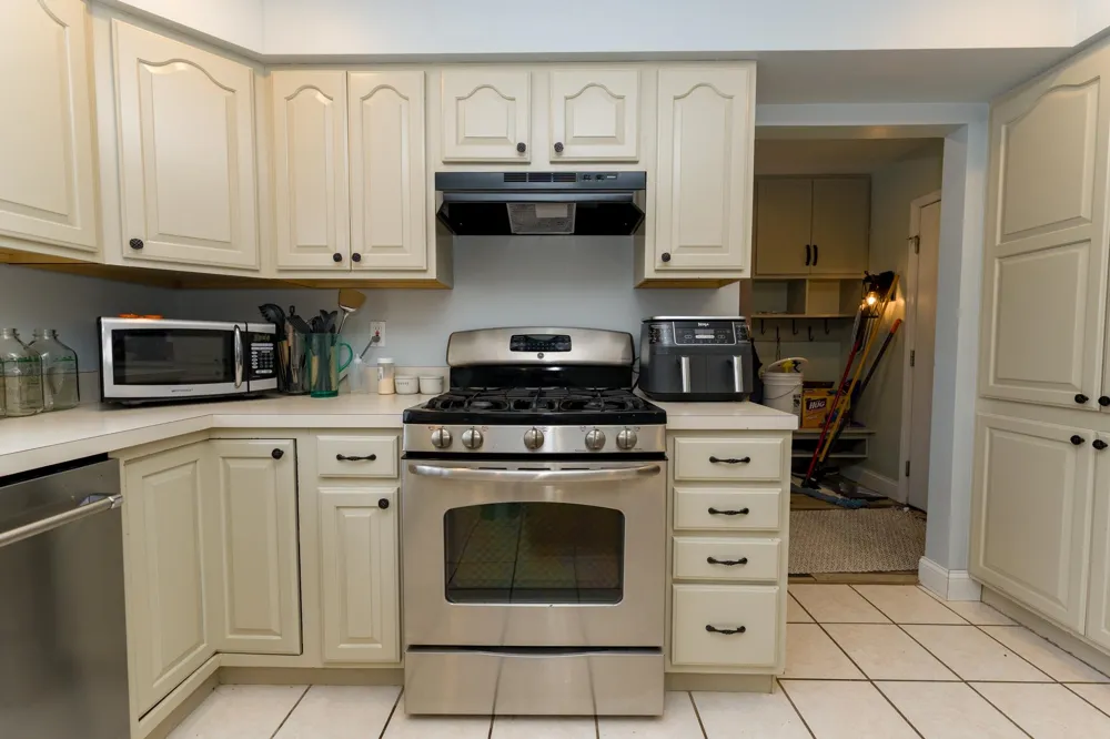 3195 S Rolland Road Broomfield Township, MI 49340