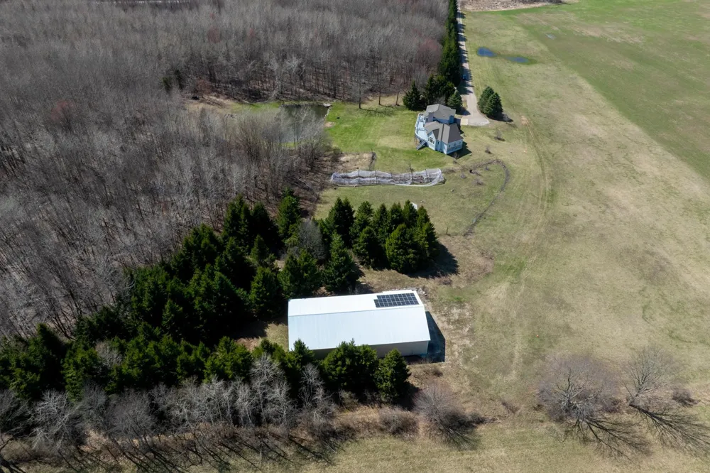 3195 S Rolland Road Broomfield Township, MI 49340